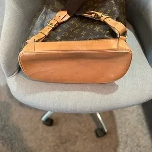 will come with dust bag
Date code: SP 0070 Louis Vuitton | Bags | Will Come With Dust Bagdate Code Sp  main image 2